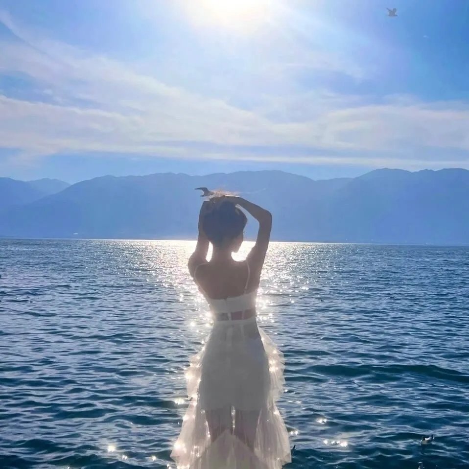 牛之晚春 海报